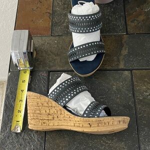 Onex Size 6 Studded Navy Wedge Sandals for Women NEW